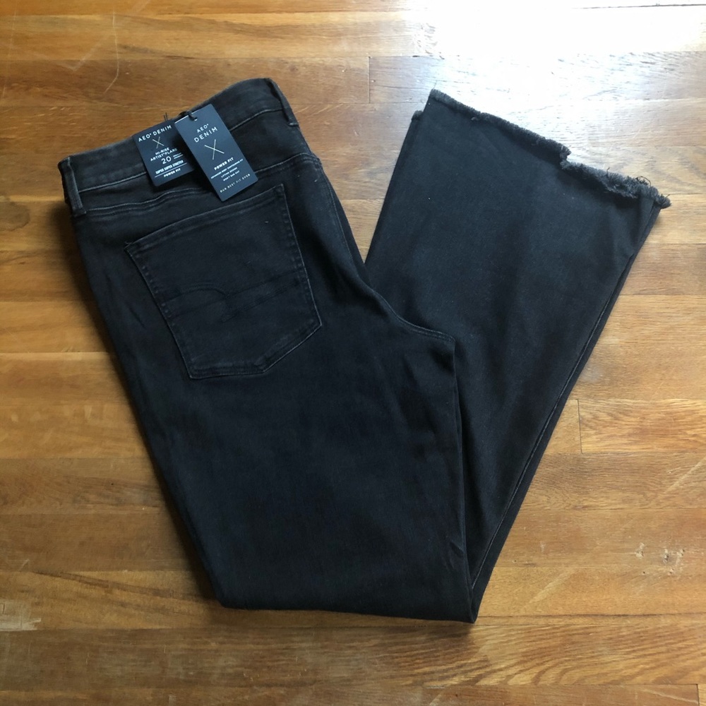 American Eagle Hi-Rise Artist Flare Jean
